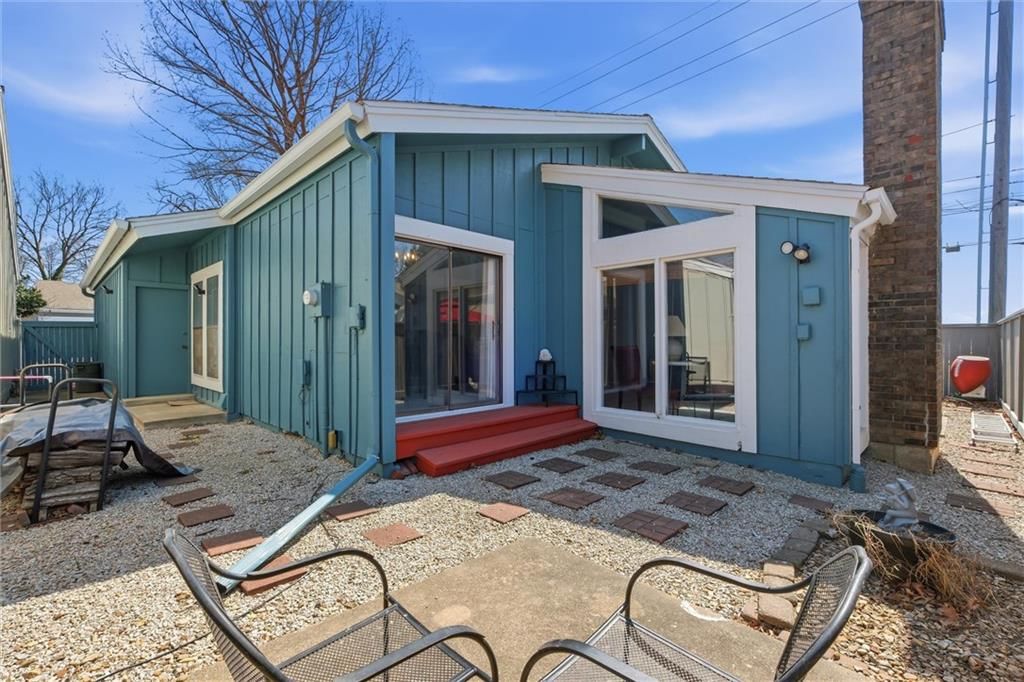 12015 W 82nd Terrace — photo 28