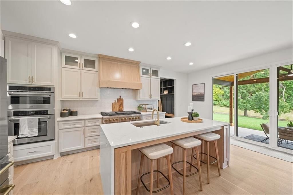 9517 Linden Street — photo 9
