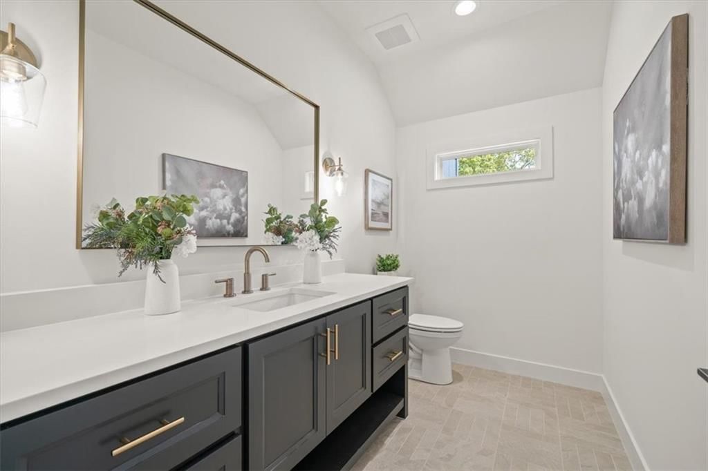 9517 Linden Street — photo 13