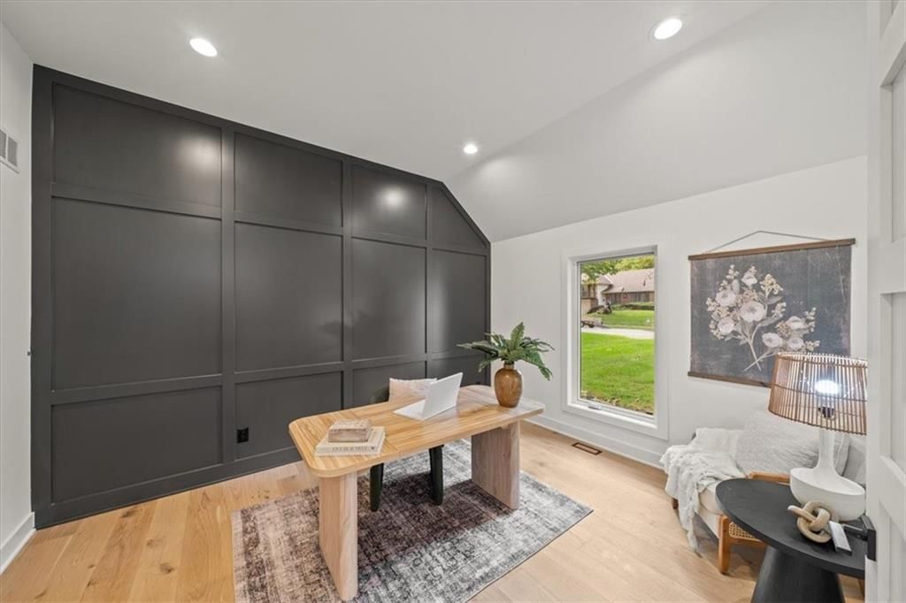 9517 Linden Street — photo 14