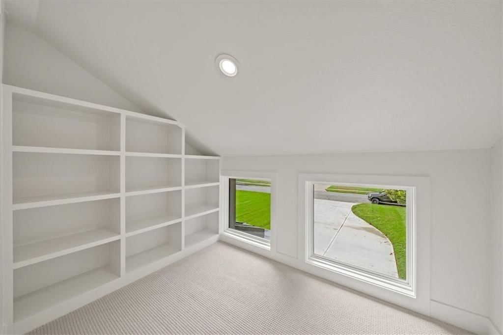 9517 Linden Street — photo 23