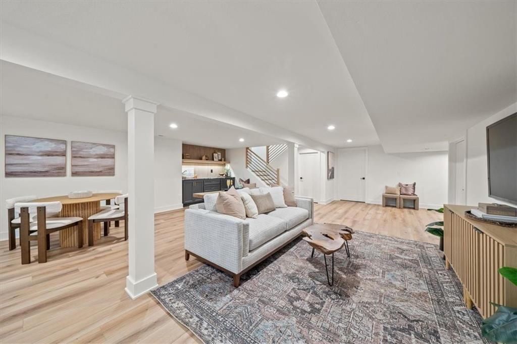 9517 Linden Street — photo 29