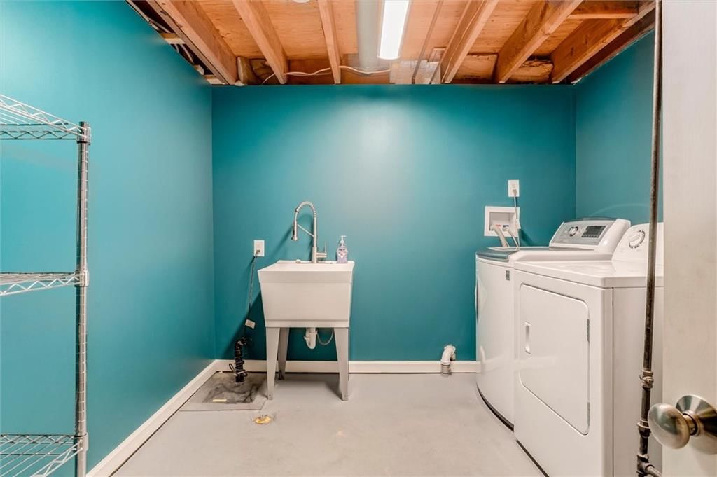 6701 CAENEN Avenue — photo 23