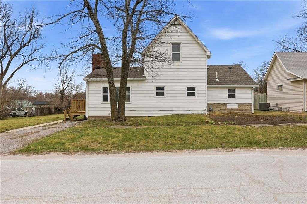 723 W Prospect Street — photo 34