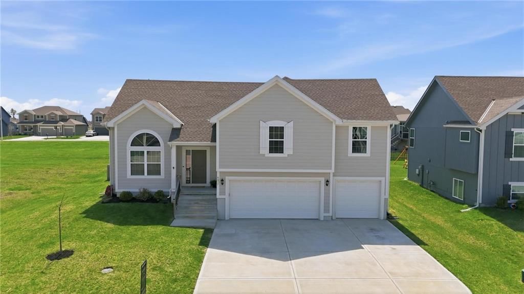 6017 NE 120th Street, Kansas City, MO