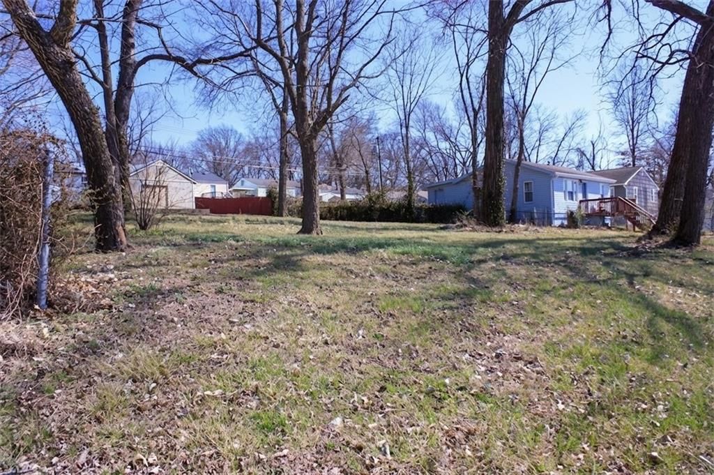 2911 S Sterling Avenue, Independence, MO