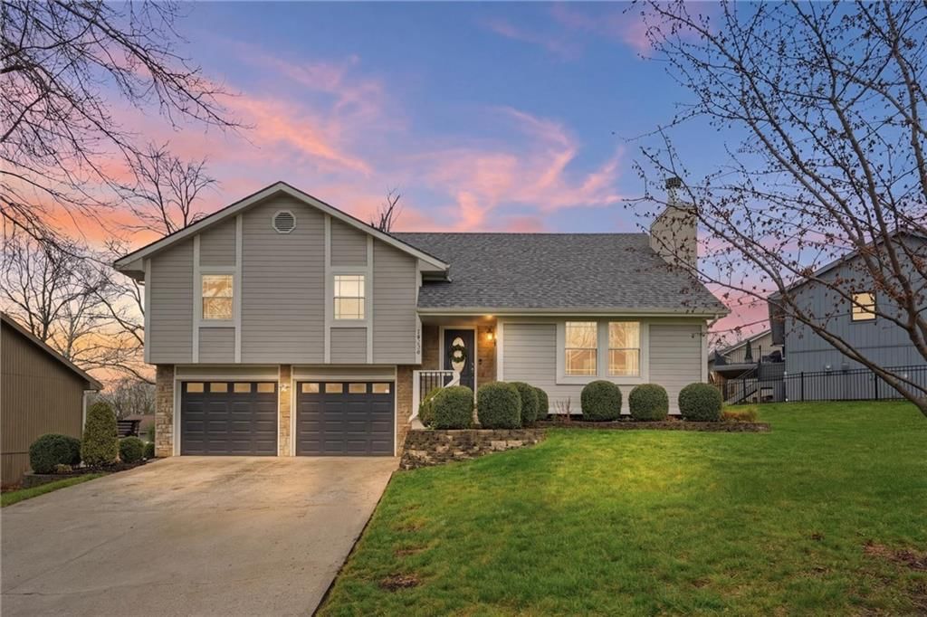 10230 NW 57th Street, Kansas City, MO