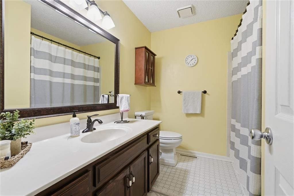 10230 NW 57th Street — photo 21