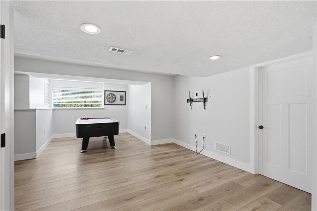 14125 W 147th Terrace — photo 32