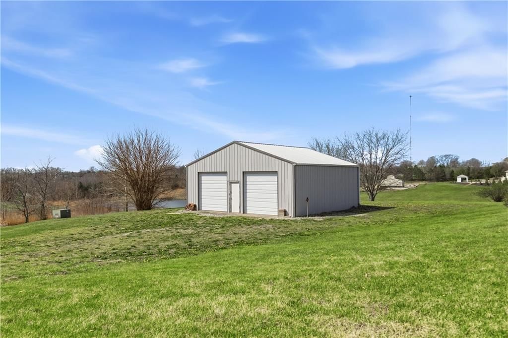 17980 Lakewood Drive — photo 31