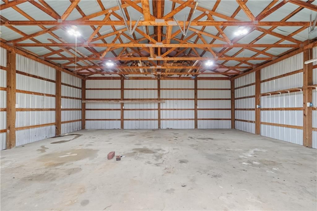 17980 Lakewood Drive — photo 33