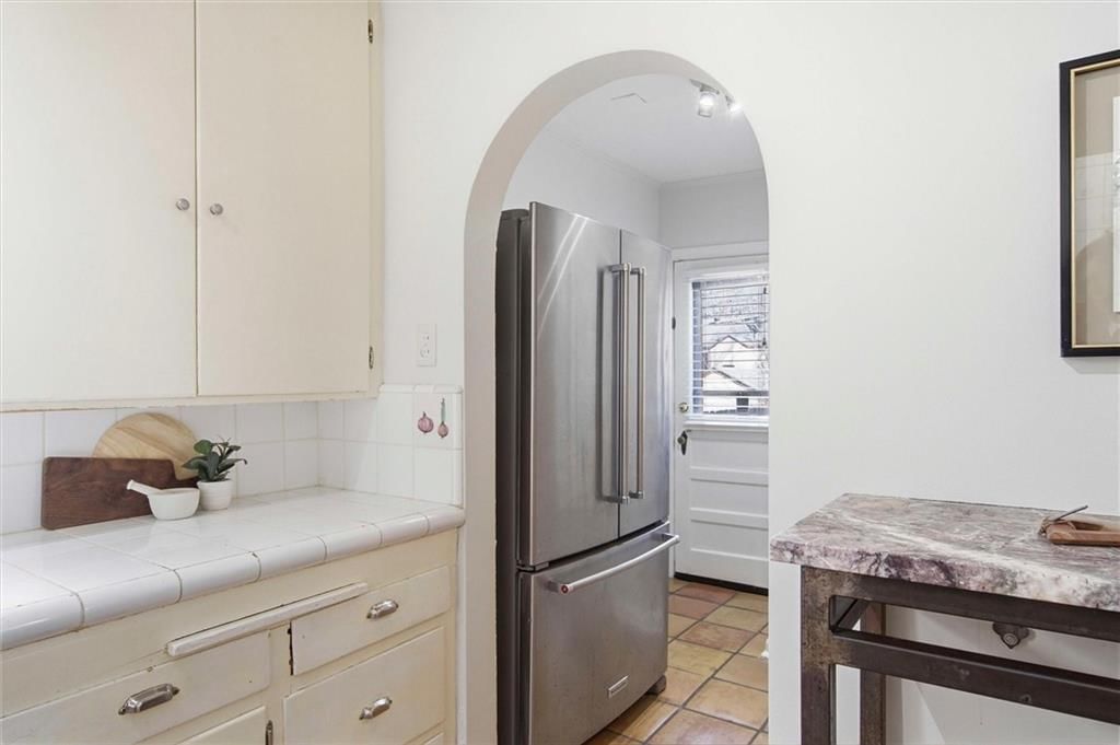 1248 W 71st Terrace — photo 17