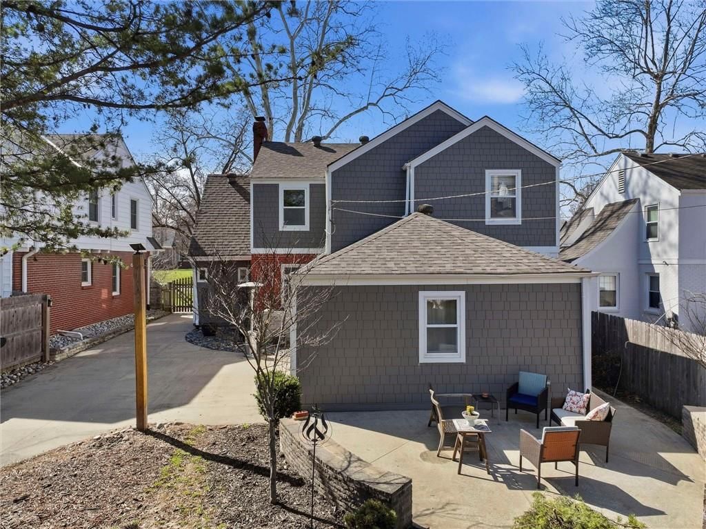 1248 W 71st Terrace — photo 32