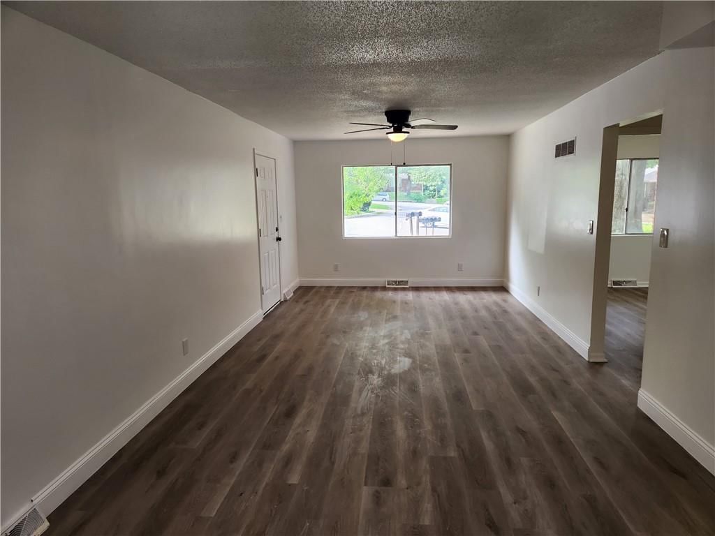 1705 N 76th Terrace — photo 4