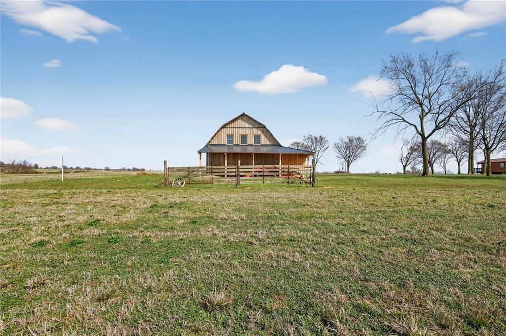 29990C S 2725 Road — photo 32