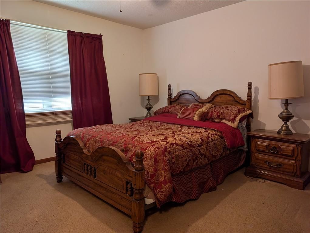 1011 Bedford Drive — photo 10