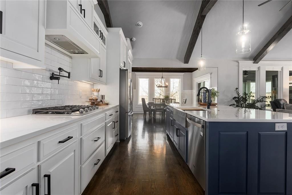 913 SE Wood Ridge Court — photo 6
