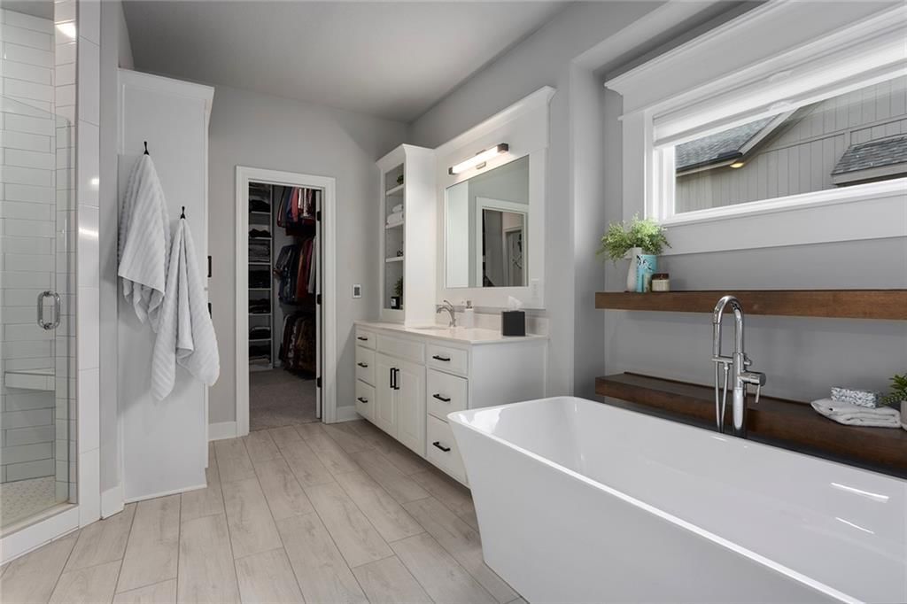 913 SE Wood Ridge Court — photo 10