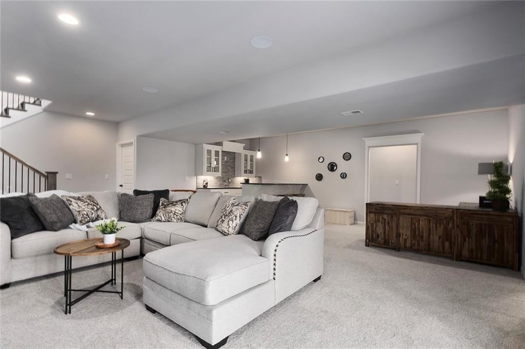 913 SE Wood Ridge Court — photo 11