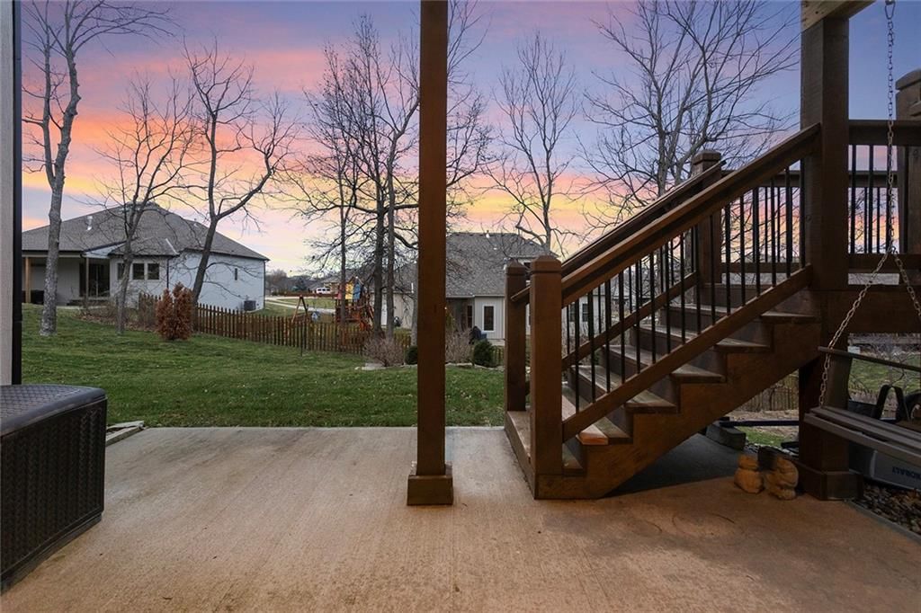 913 SE Wood Ridge Court — photo 17