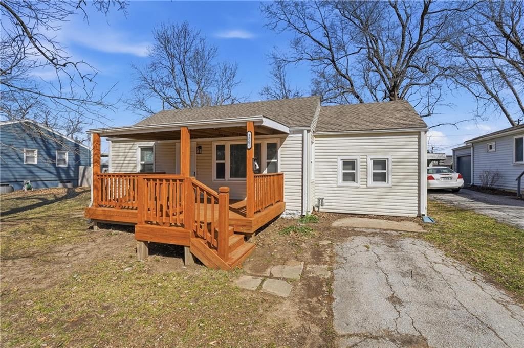 1807 W Main Street, Blue Springs, MO