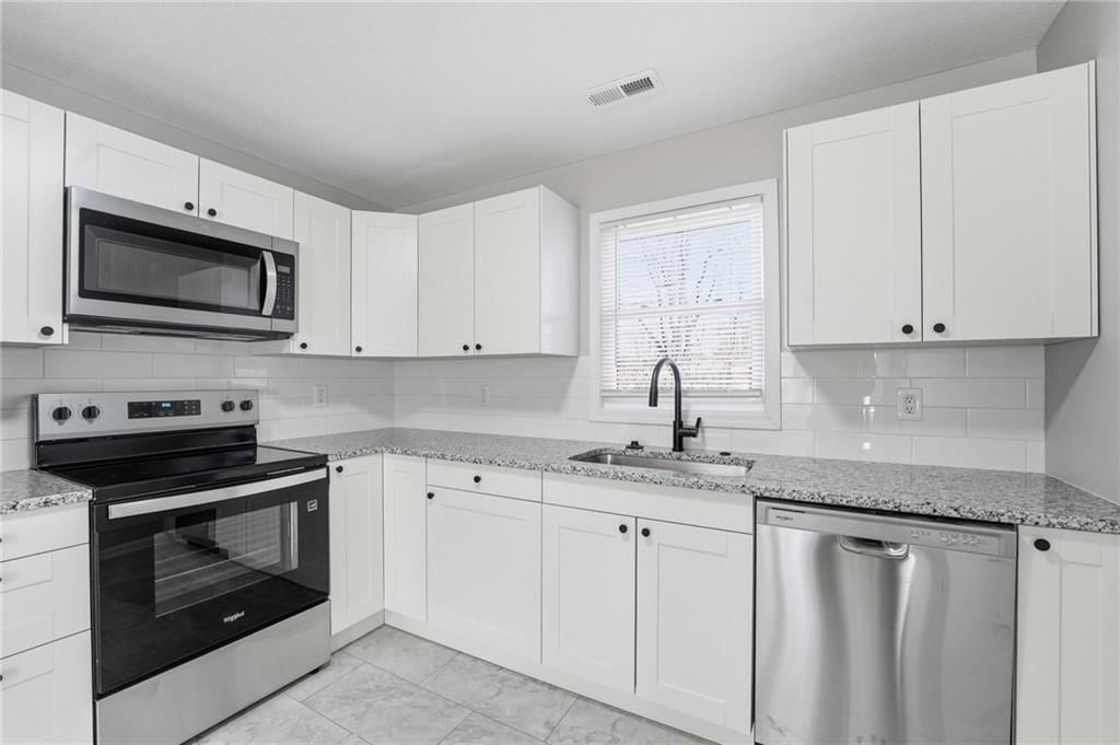 1807 W Main Street — photo 8