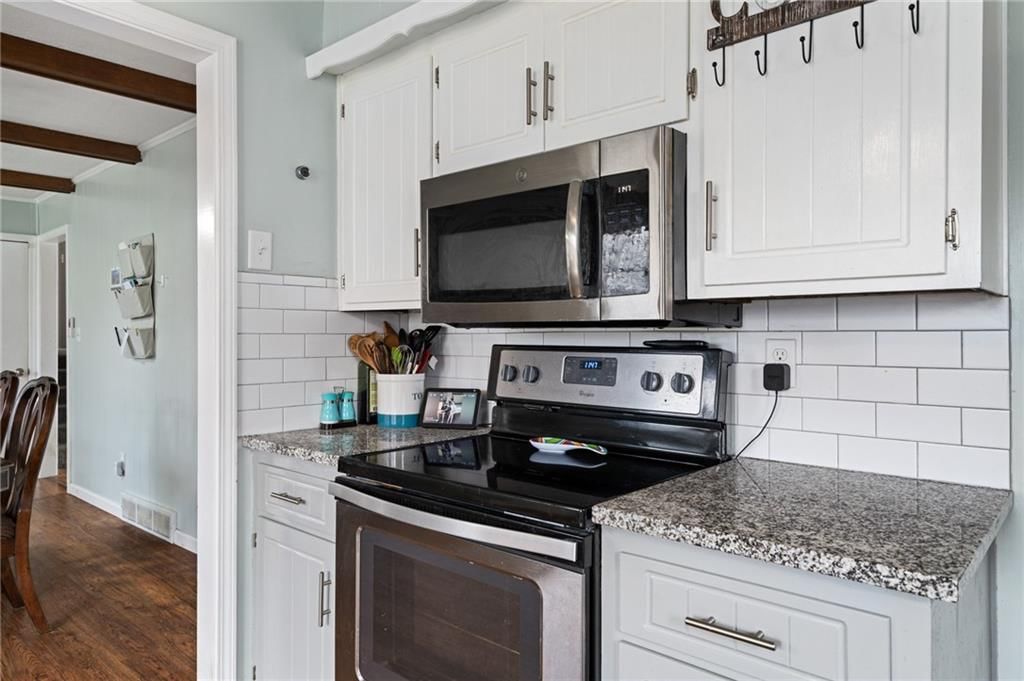 610 Belton Avenue — photo 9