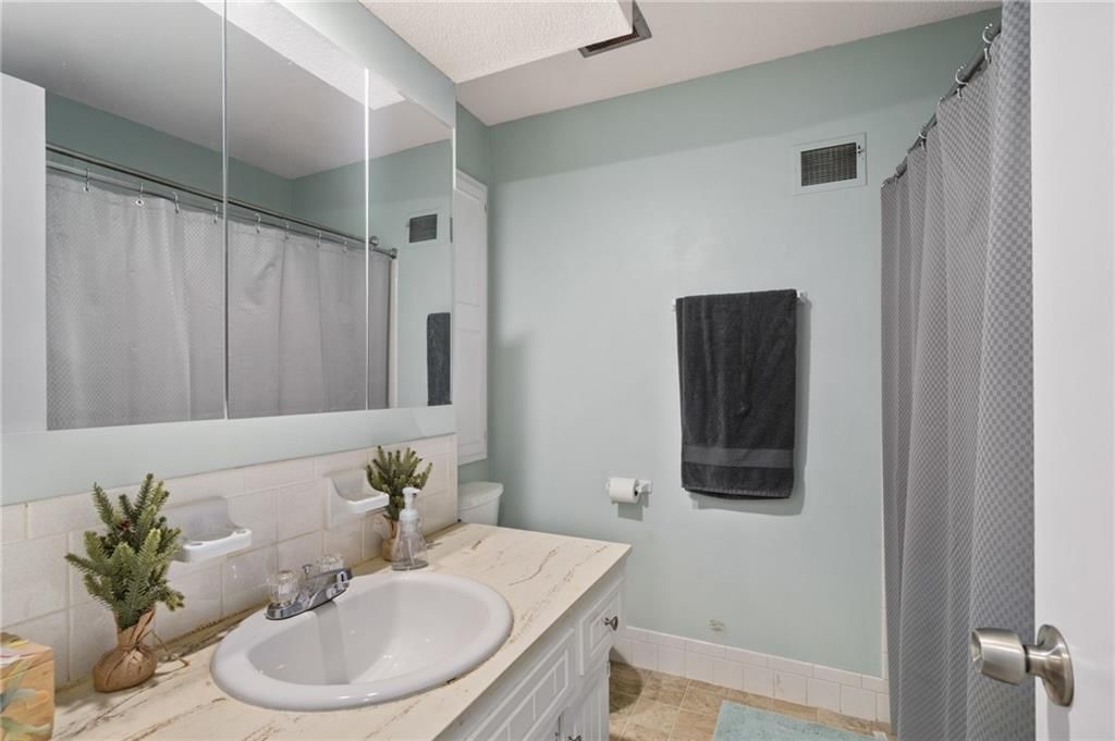 610 Belton Avenue — photo 20