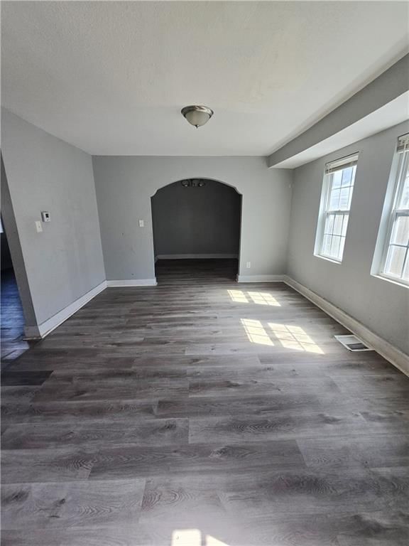 4037 Benton Boulevard — photo 8