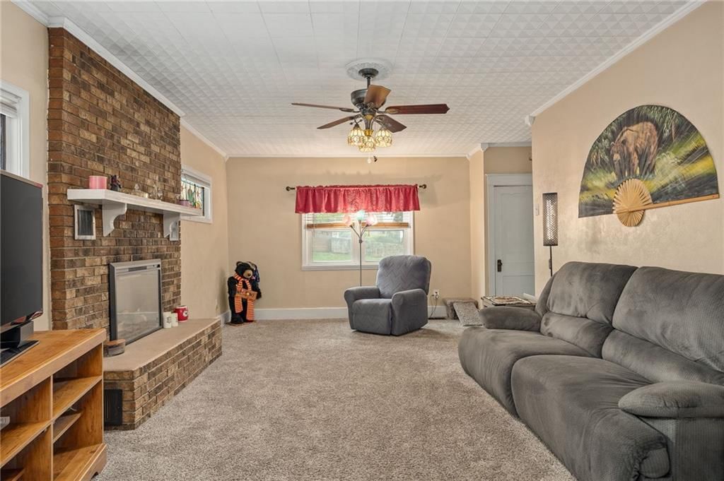 2913 Gene Field Road — photo 6