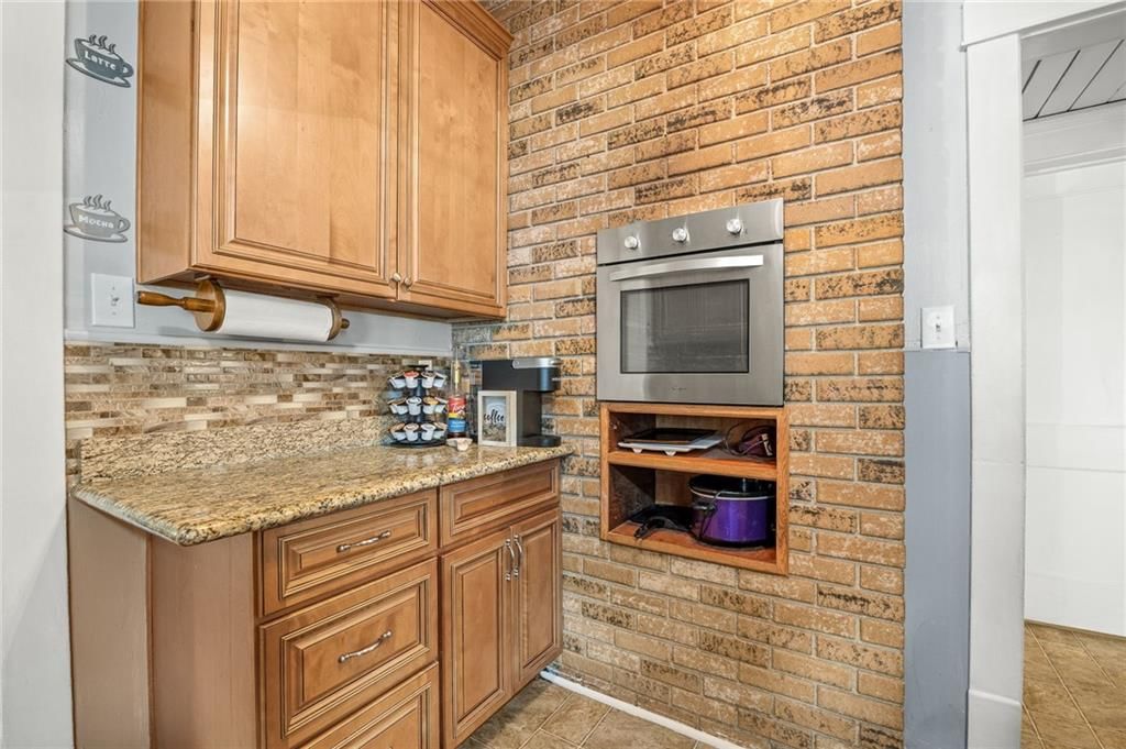 2913 Gene Field Road — photo 11