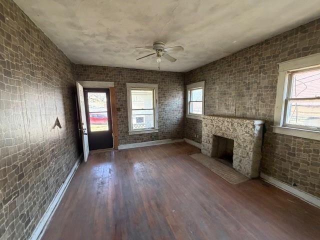 1123 Waverly Avenue — photo 3