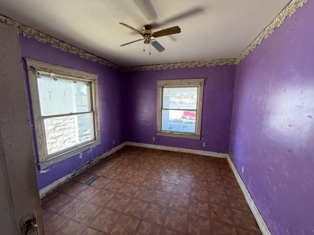 1123 Waverly Avenue — photo 8