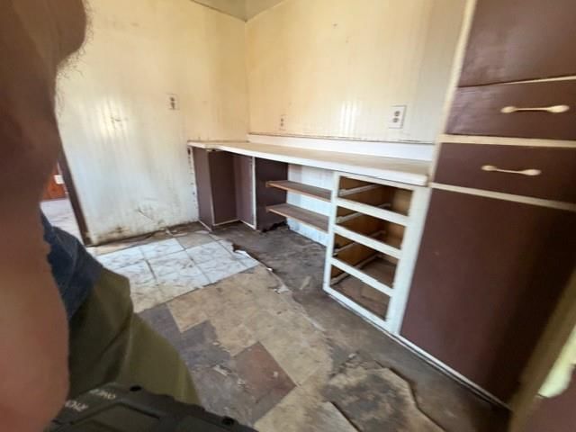 1123 Waverly Avenue — photo 11