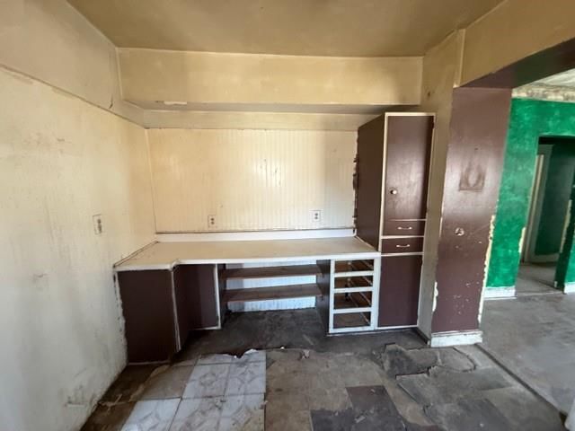 1123 Waverly Avenue — photo 14