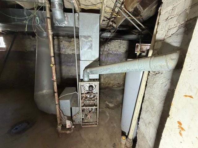 1123 Waverly Avenue — photo 24