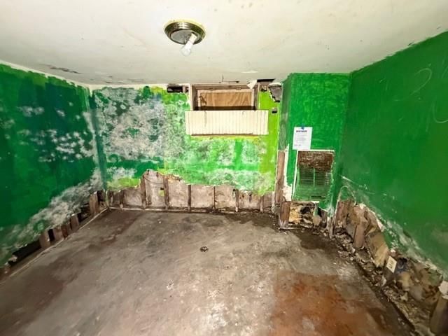1123 Waverly Avenue — photo 27