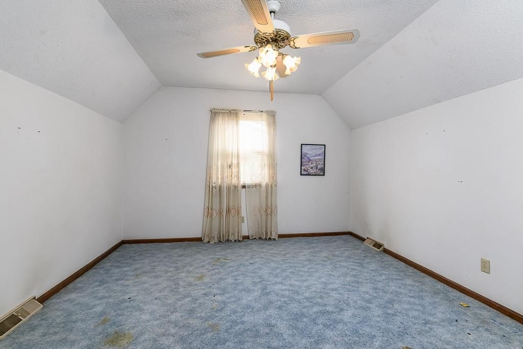 406 Ash Street — photo 13