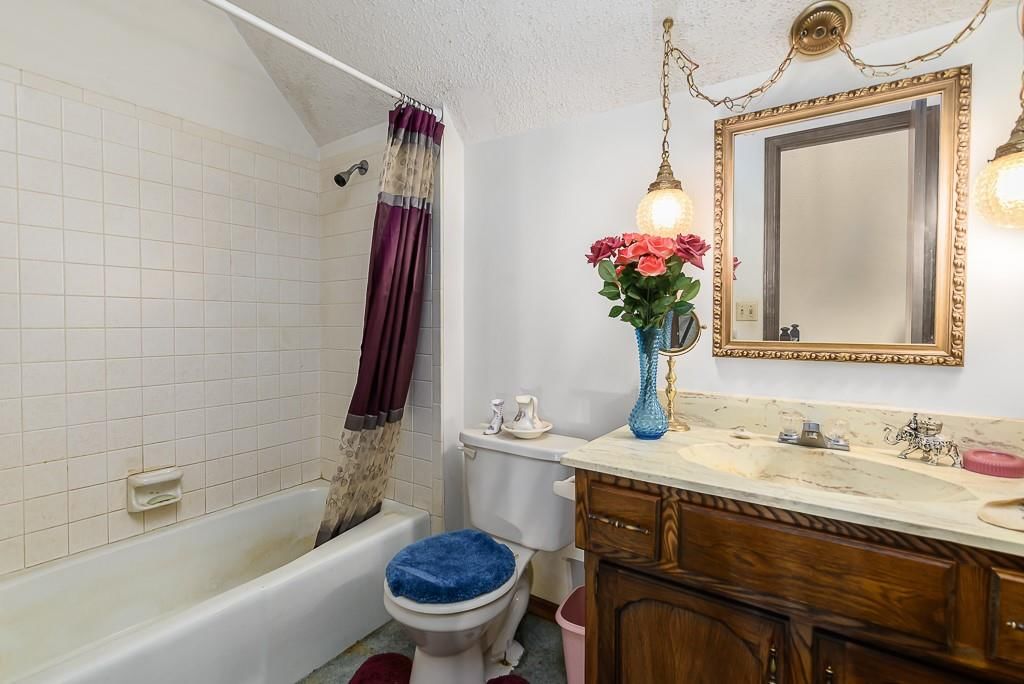 406 Ash Street — photo 14