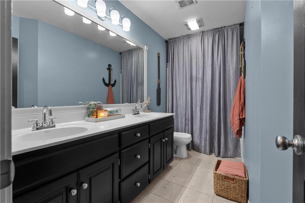 5715 NE SAPPHIRE Place — photo 34