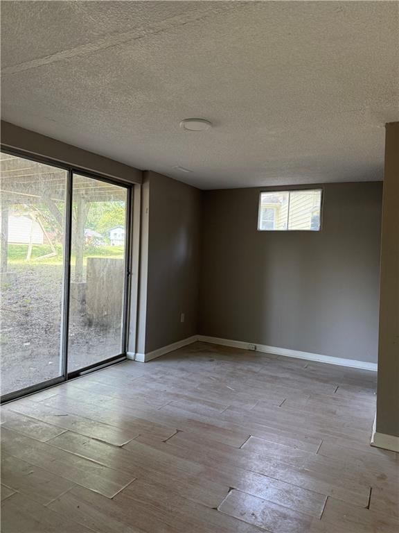 7718 E 90th Terrace — photo 12