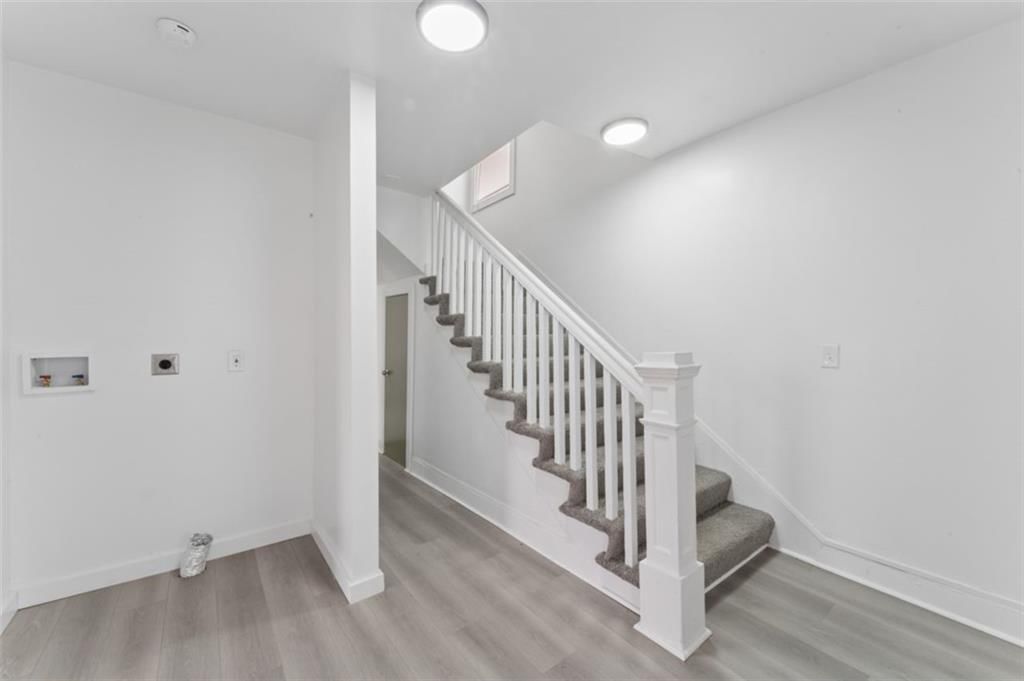 6024 Elmwood Avenue — photo 7