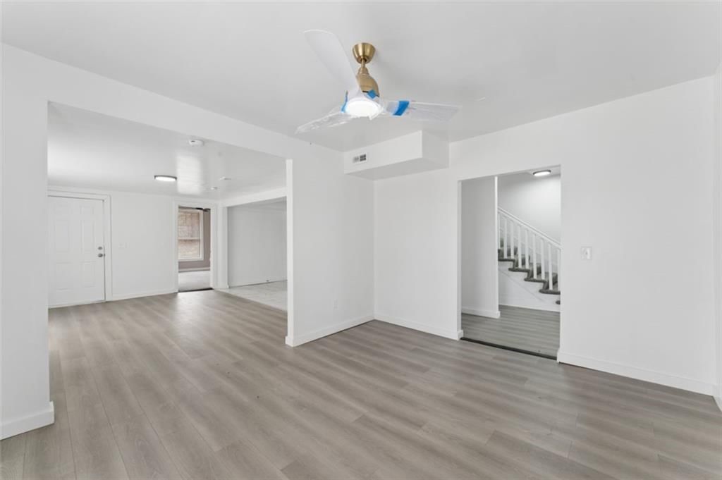 6024 Elmwood Avenue — photo 11