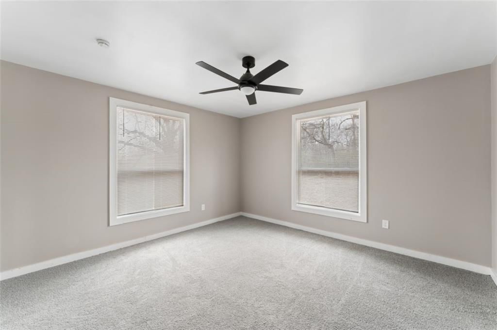 6024 Elmwood Avenue — photo 16