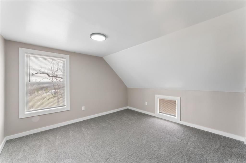 6024 Elmwood Avenue — photo 33