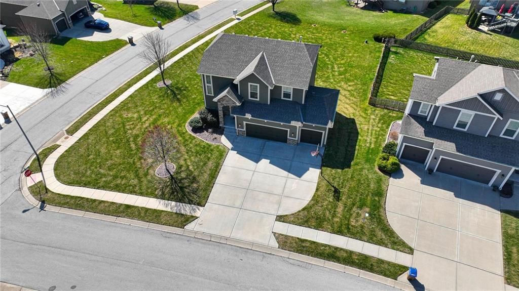 1201 Belinder Drive — photo 42