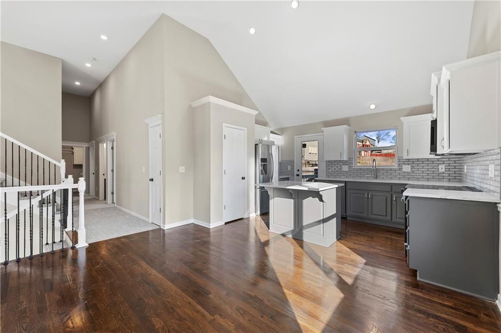 10118 Miller Lane — photo 12