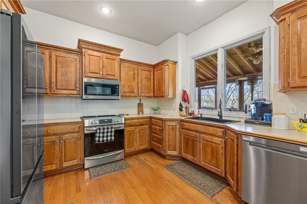 10400 River Hills Drive — photo 21