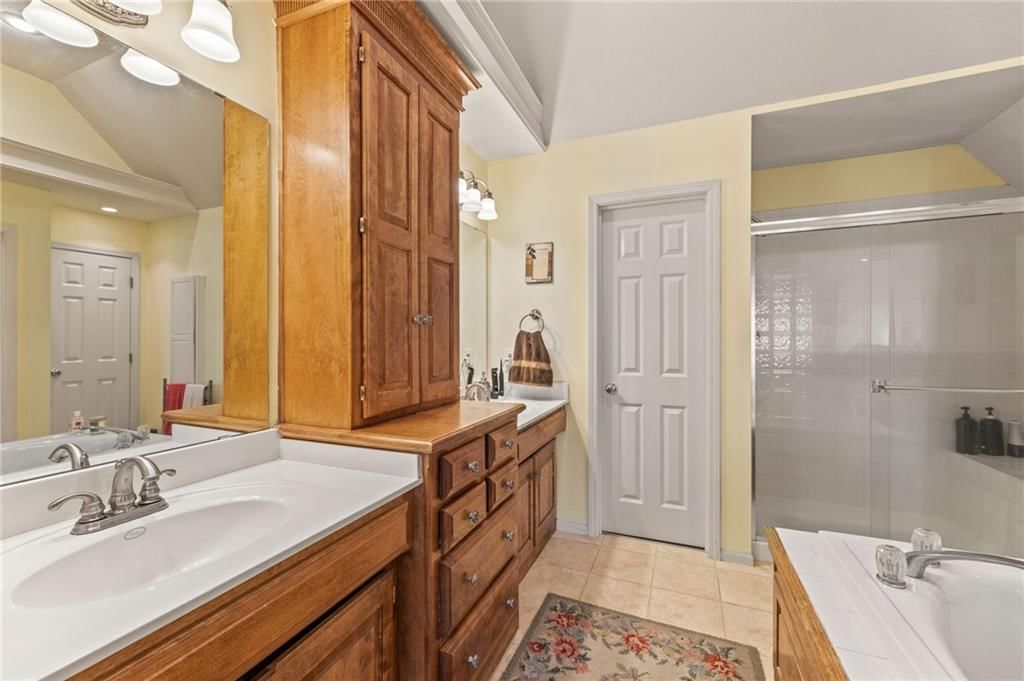 10400 River Hills Drive — photo 32
