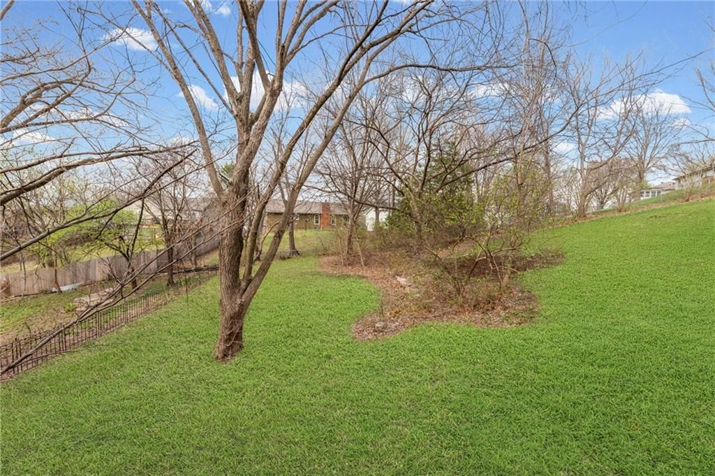10400 River Hills Drive — photo 56